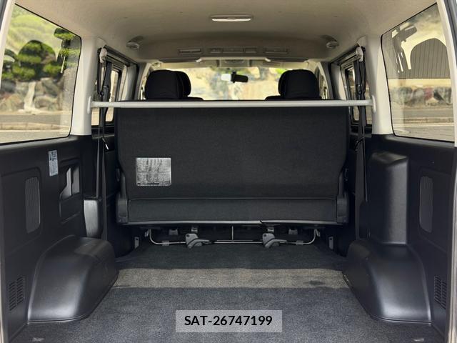 Toyota HIACE VAN 2014-06 8006032-7
