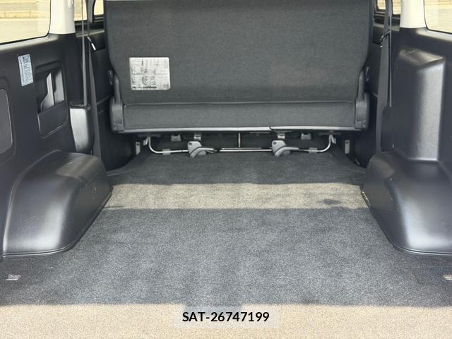 Toyota HIACE VAN 2014-06 8006032-8