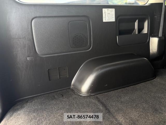 Toyota HIACE VAN 2014-01 8006034-10