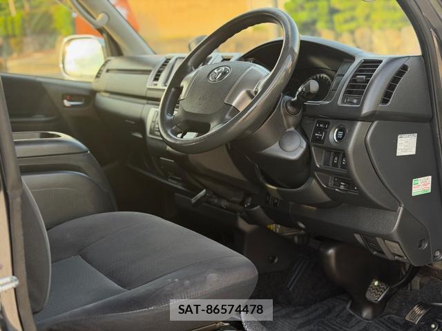 Toyota HIACE VAN 2014-01 8006034-13