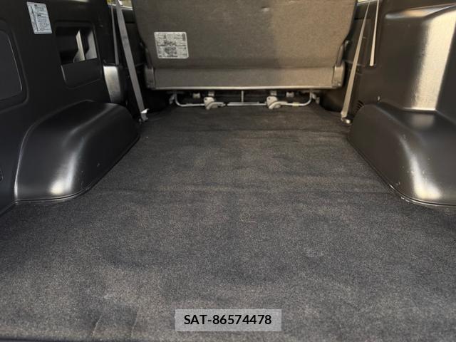 Toyota HIACE VAN 2014-01 8006034-9