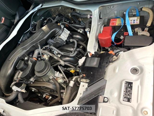 Toyota HIACE VAN 2021-01 8006140-17