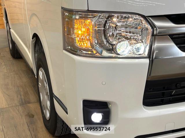 Toyota HIACE VAN 2025-12 8006143-11