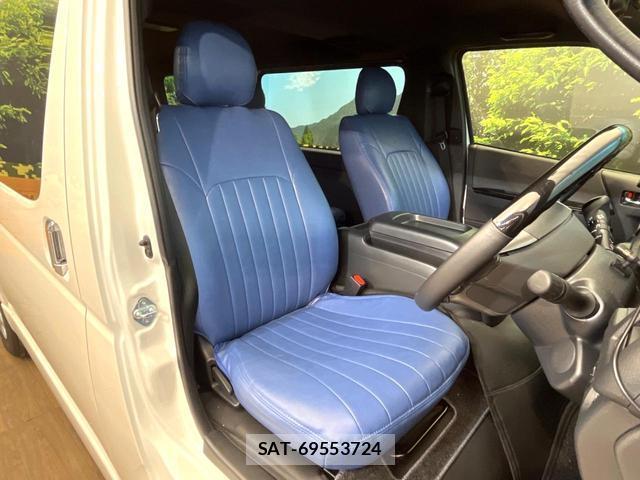 Toyota HIACE VAN 2025-12 8006143-7
