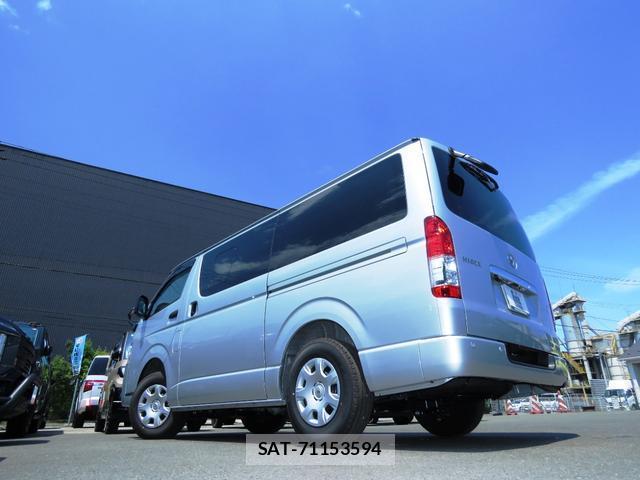 Toyota HIACE VAN 2026-03 8007269-11