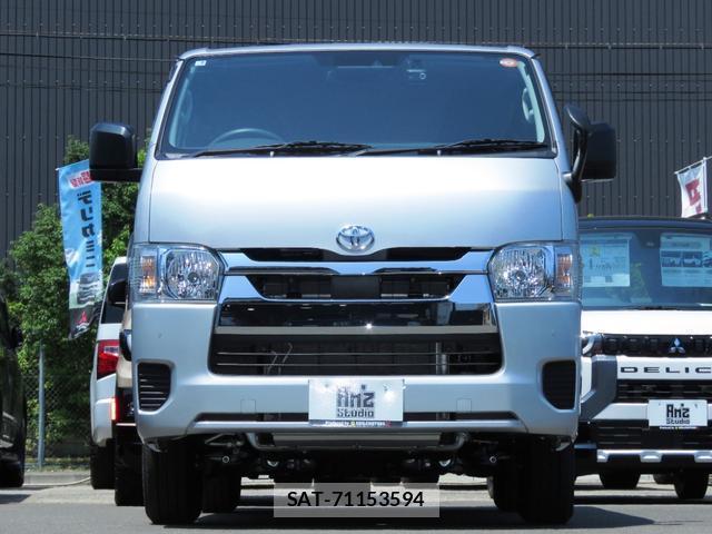 Toyota HIACE VAN 2026-03 8007269-13