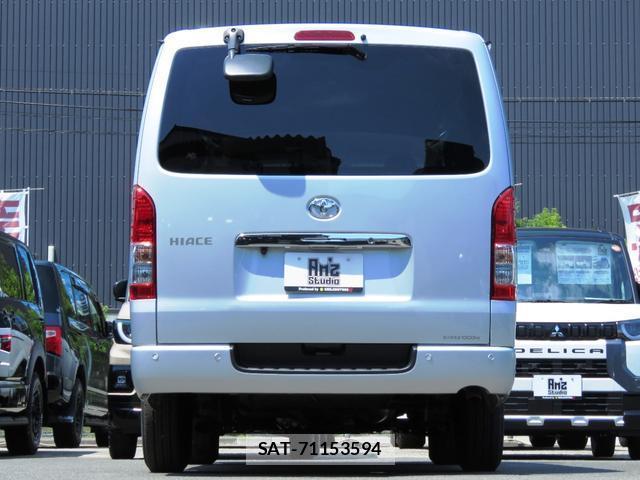 Toyota HIACE VAN 2026-03 8007269-14