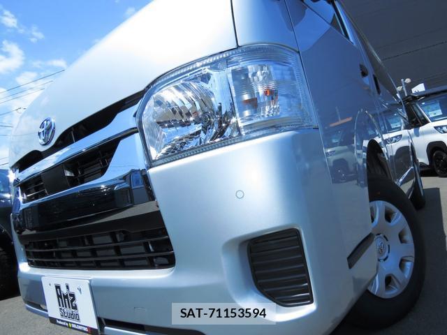 Toyota HIACE VAN 2026-03 8007269-3