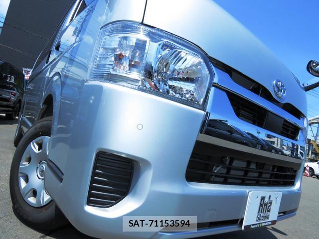 Toyota HIACE VAN 2026-03 8007269-4