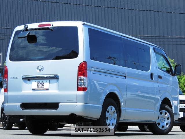 Toyota HIACE VAN 2026-03 8007269-7