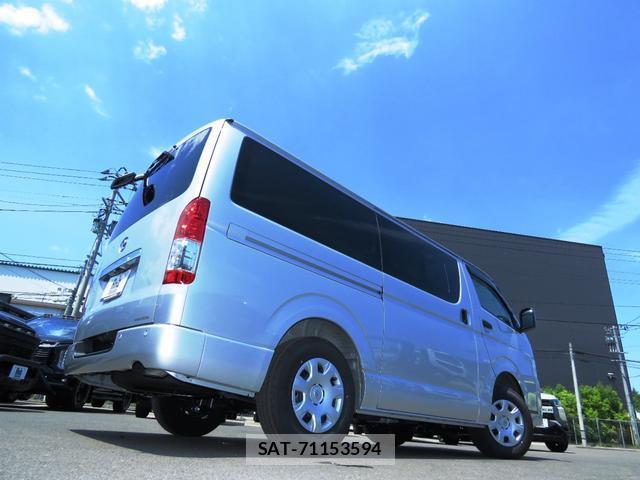 Toyota HIACE VAN 2026-03 8007269-8
