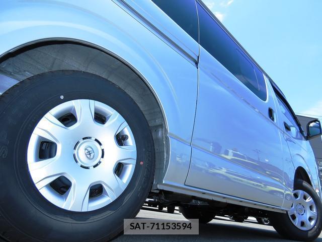 Toyota HIACE VAN 2026-03 8007269-9