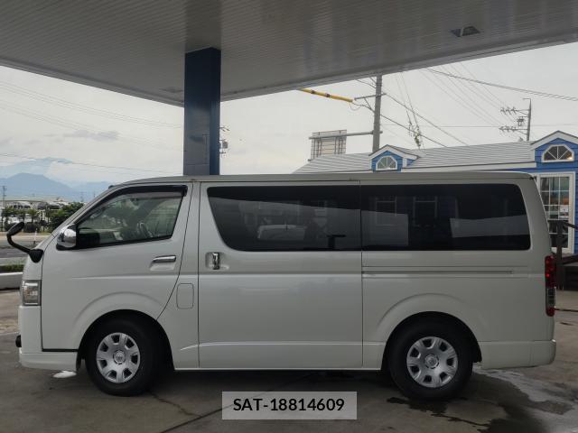 Toyota HIACE VAN 2019-03 8007492-10