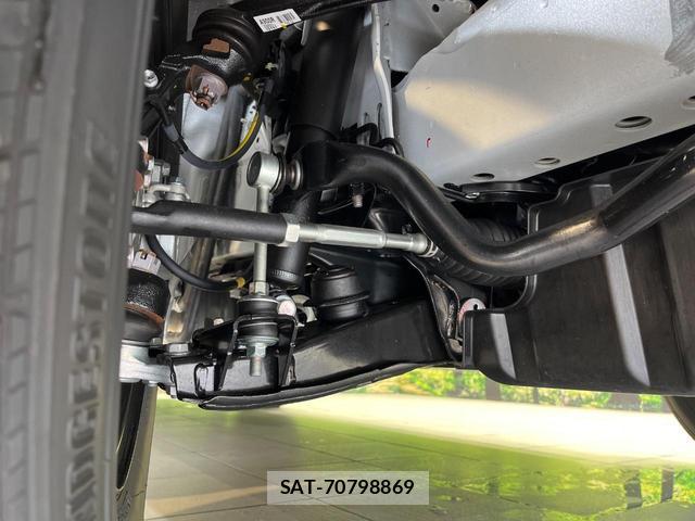 Toyota HIACE VAN 2026-03 8007876-19