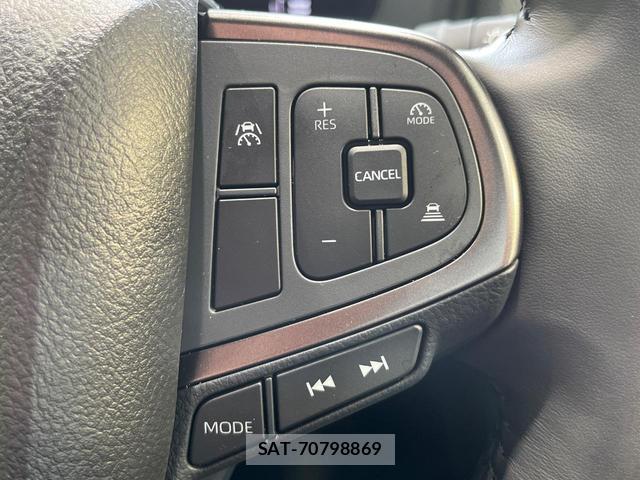 Toyota HIACE VAN 2026-03 8007876-4