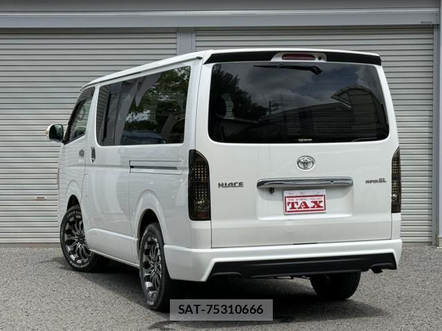 Toyota HIACE VAN 2011-02 8008953-17