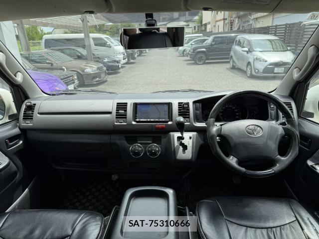 Toyota HIACE VAN 2011-02 8008953-2