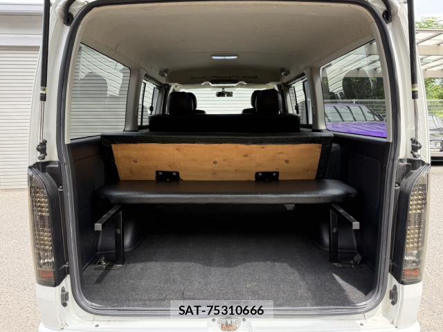 Toyota HIACE VAN 2011-02 8008953-8