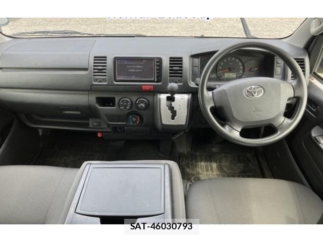 Toyota HIACE VAN 2016-06 8009000-3