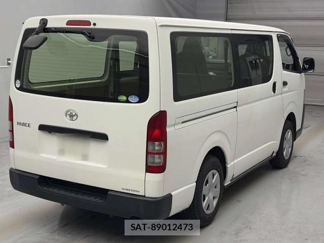 Toyota HIACE VAN 2018-09 8009012-1