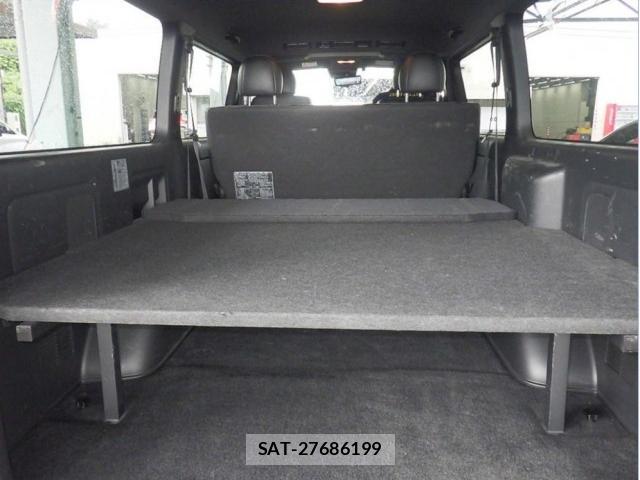 Toyota HIACE VAN 2023-11 8009022-2