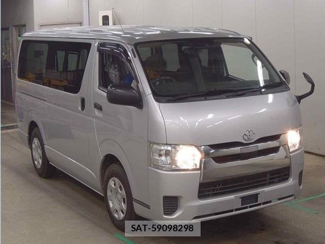 Toyota HIACE VAN 2018-03 8009029-0