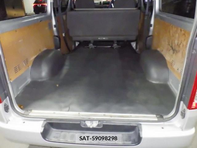 Toyota HIACE VAN 2018-03 8009029-2