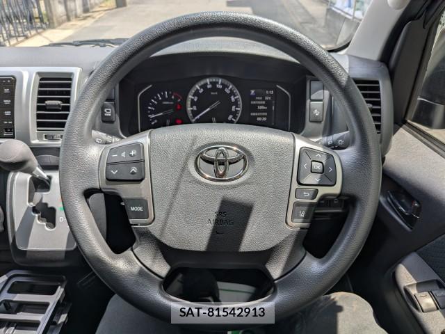 Toyota HIACE VAN 2025-06 8009031-10