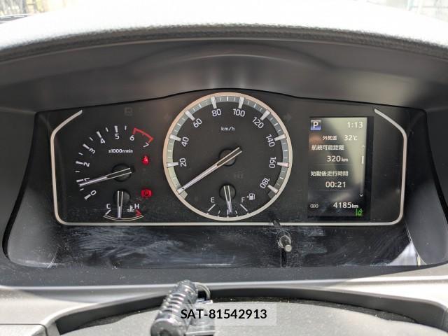 Toyota HIACE VAN 2025-06 8009031-13