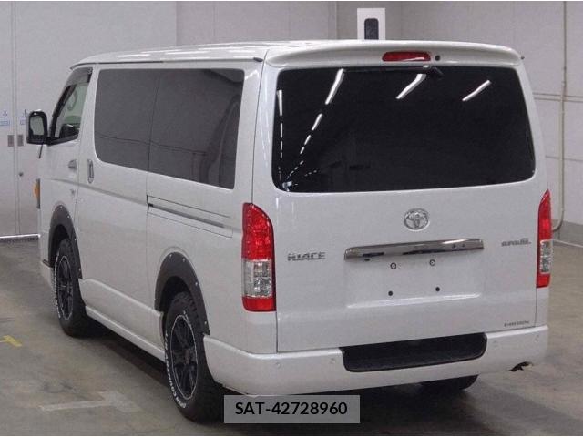 Toyota HIACE VAN 2020-10 8009040-1