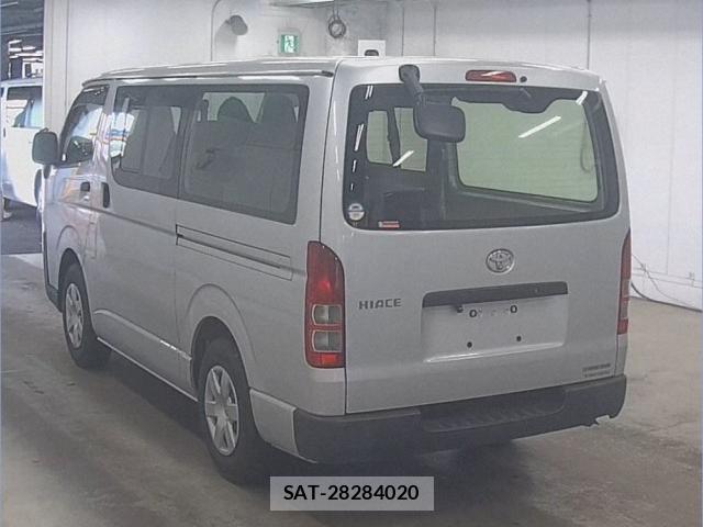 Toyota HIACE VAN 2020-09 8009042-1