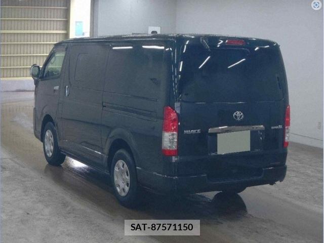 Toyota HIACE VAN 2018-02 8009043-1