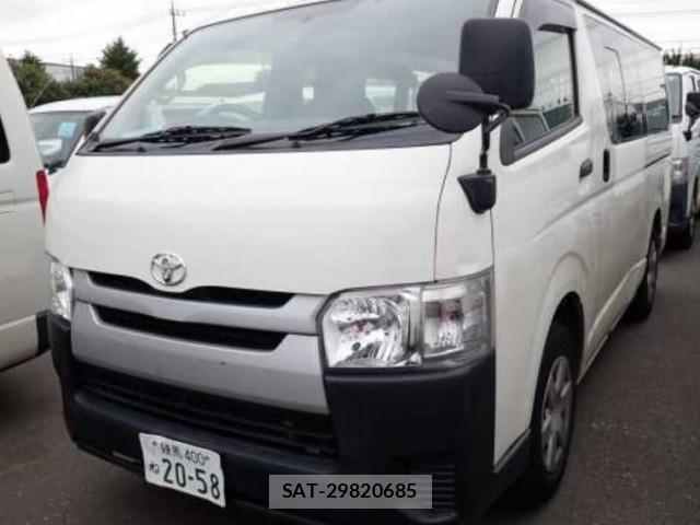 Toyota HIACE VAN 2017-06 8009047-0
