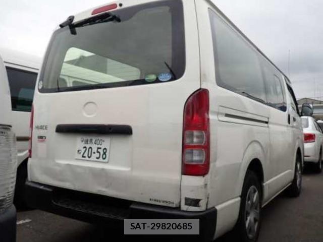 Toyota HIACE VAN 2017-06 8009047-1