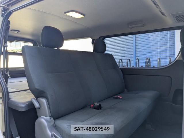Toyota HIACE VAN 2025-06 8009056-6