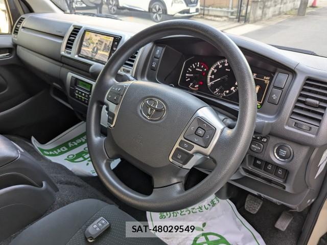 Toyota HIACE VAN 2025-06 8009056-8