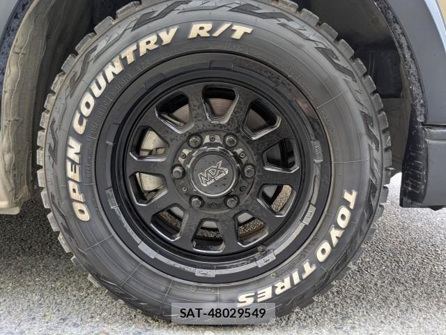 Toyota HIACE VAN 2025-06 8009056-9