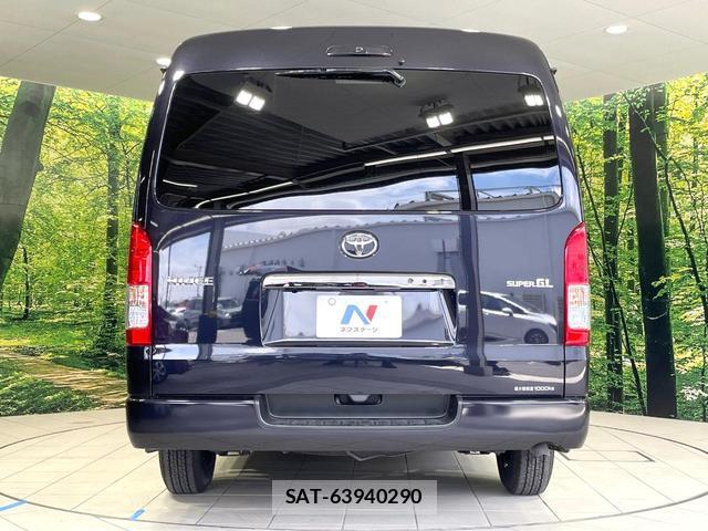 Toyota HIACE VAN 2022-07 8010452-14