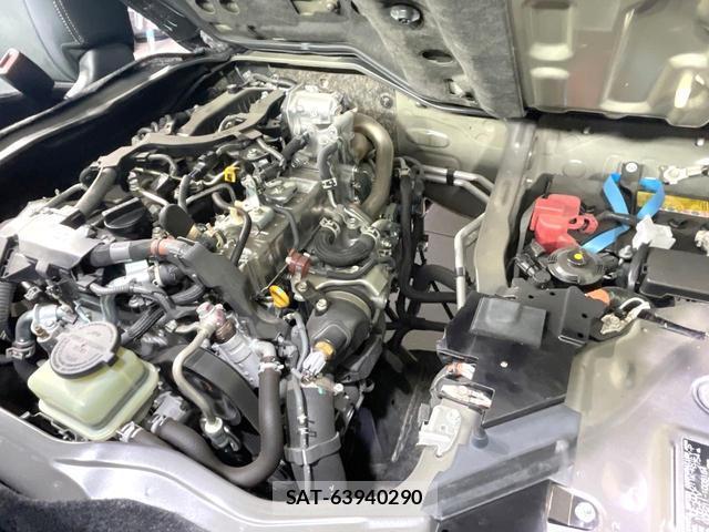 Toyota HIACE VAN 2022-07 8010452-17