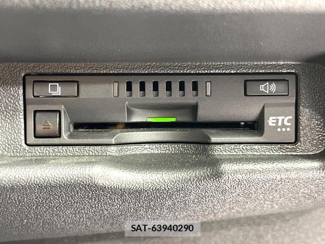 Toyota HIACE VAN 2022-07 8010452-6