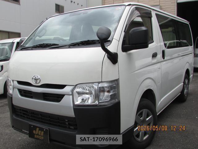 Toyota HIACE VAN 2021-03 8011071-0