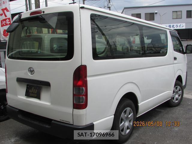 Toyota HIACE VAN 2021-03 8011071-1