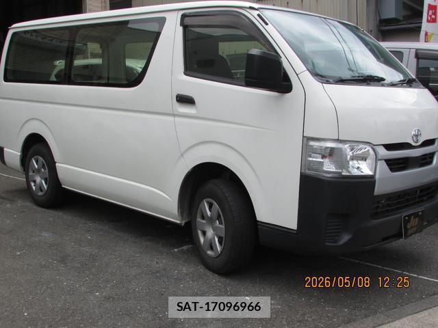 Toyota HIACE VAN 2021-03 8011071-10