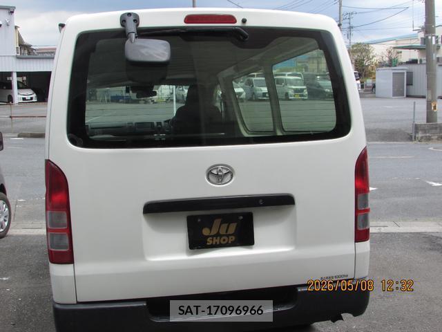 Toyota HIACE VAN 2021-03 8011071-17