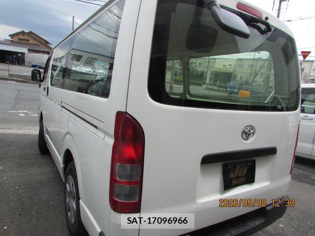 Toyota HIACE VAN 2021-03 8011071-8