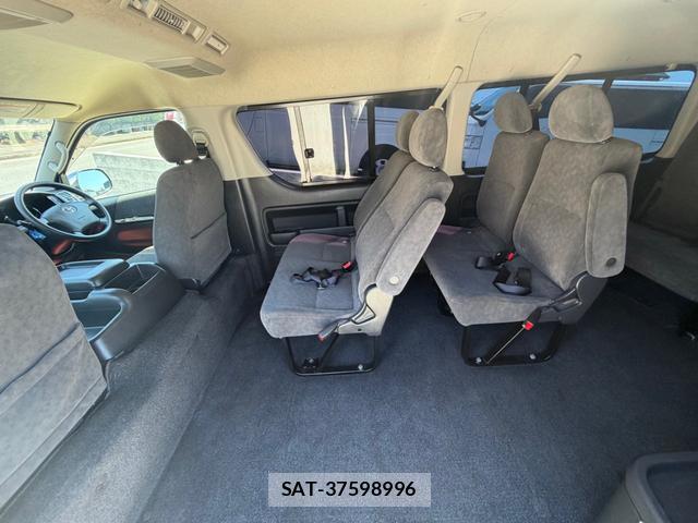 Toyota HIACE WAGON 2011-01 8006033-17