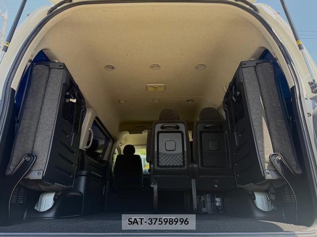 Toyota HIACE WAGON 2011-01 8006033-18