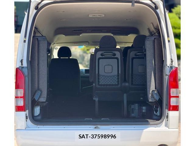 Toyota HIACE WAGON 2011-01 8006033-6