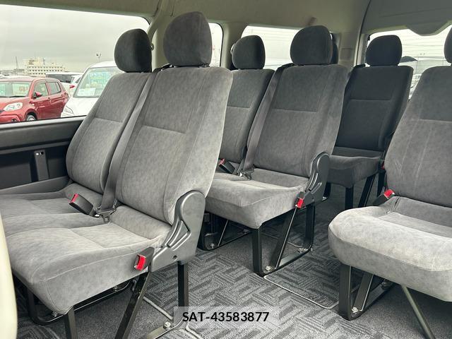 Toyota HIACE WAGON 2019-05 8008810-12