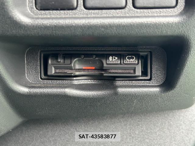 Toyota HIACE WAGON 2019-05 8008810-14